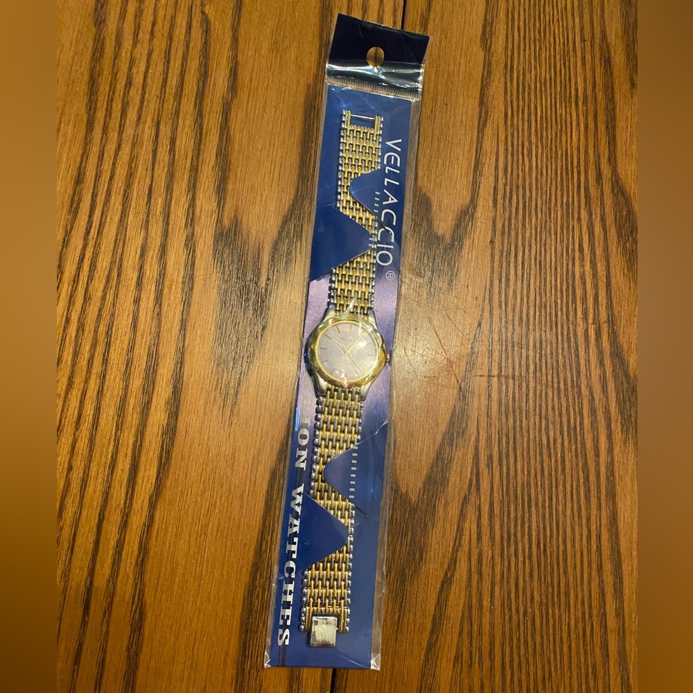 New! Vellaccio Quartz Watch